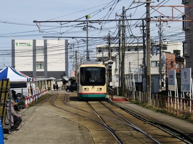 南富山駅です。