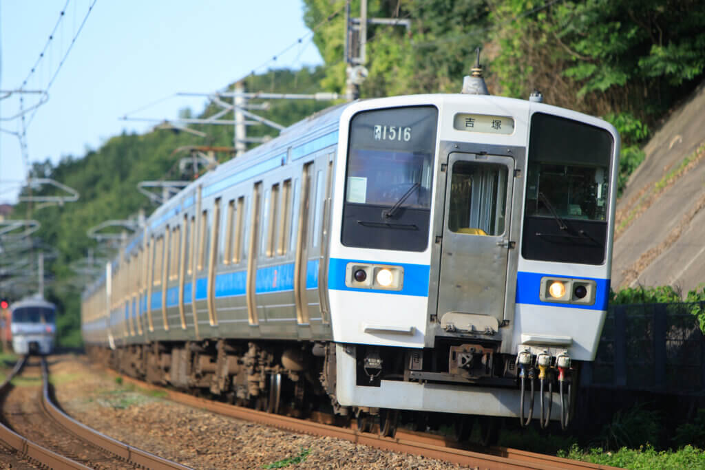 関門海峡を走る415系