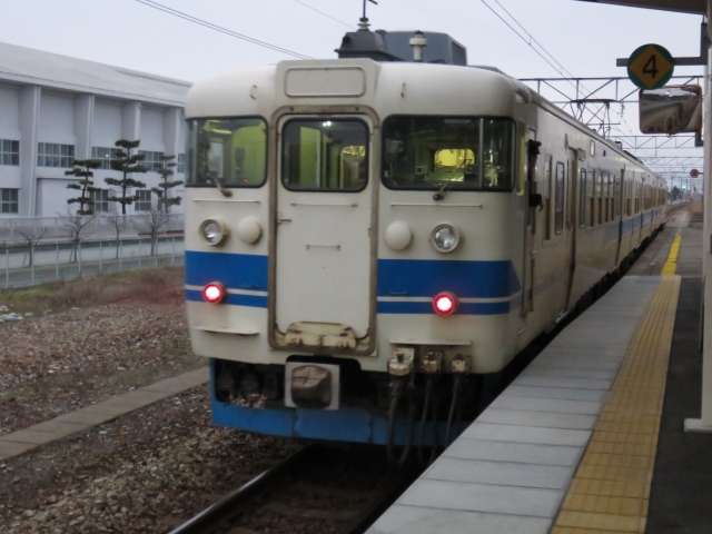 413系